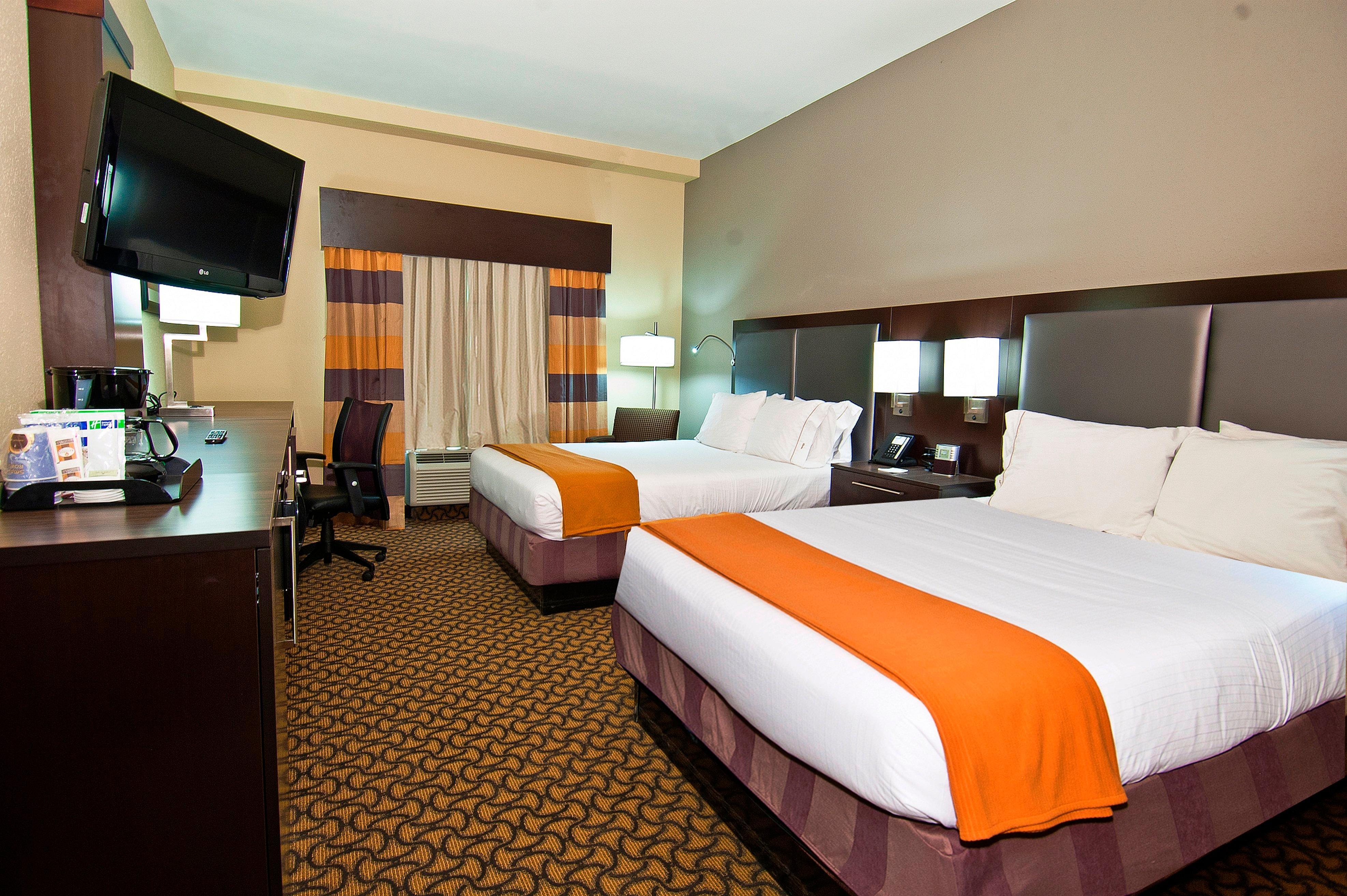 Holiday Inn Express & Suites Jackson/Pearl International Airport Bagian luar foto